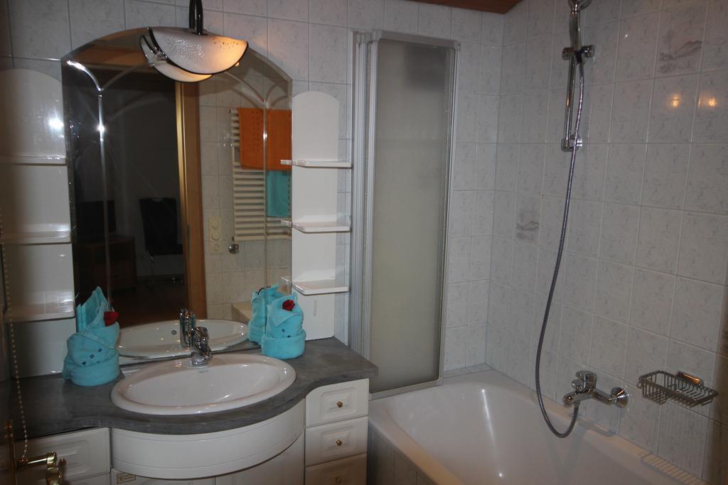 קפרון Alpenappartement מראה חיצוני תמונה